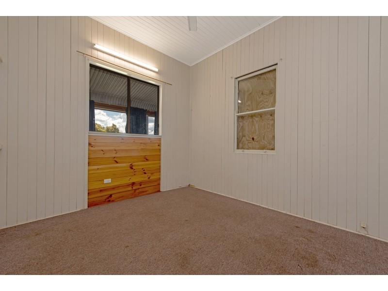 262 James Street, Harristown QLD 4350
