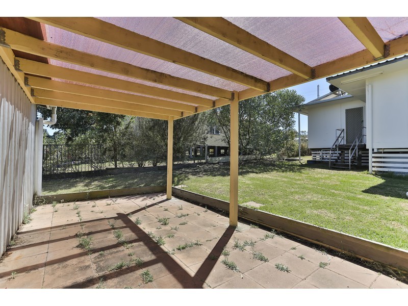 153 Mocatta Street, Goombungee QLD 4354