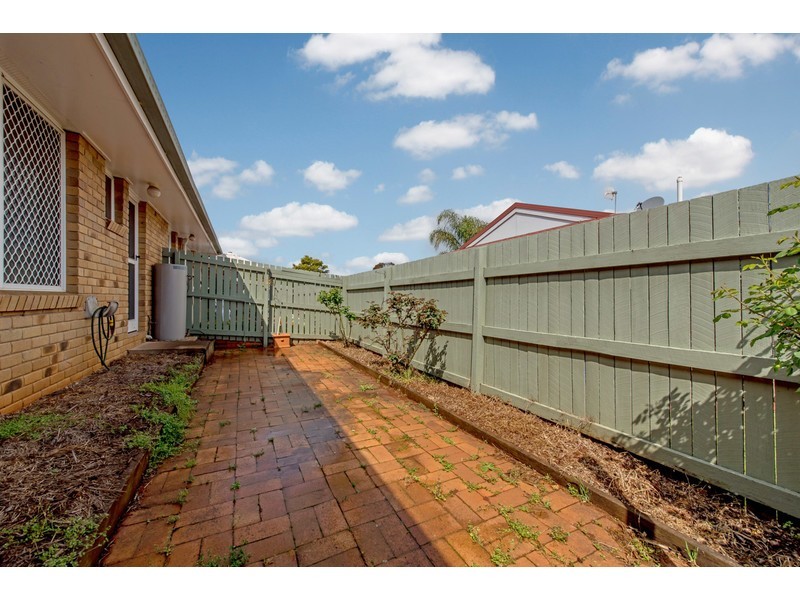 3/383 Greenwattle Street, Wilsonton QLD 4350