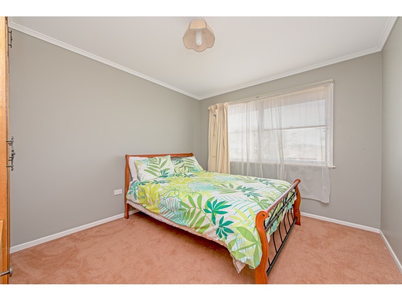 5 Brown Street, Rockville QLD 4350