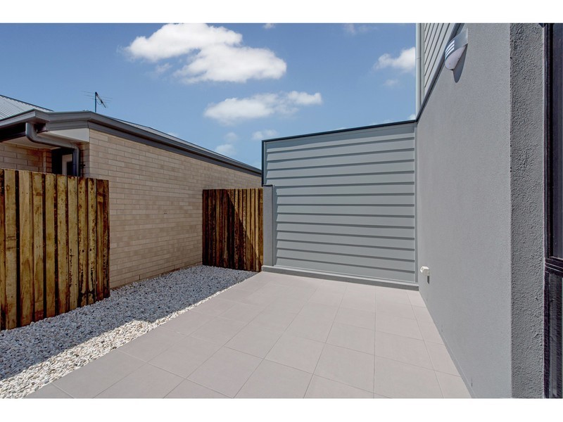 2/29 Parkview Drive, Glenvale QLD 4350