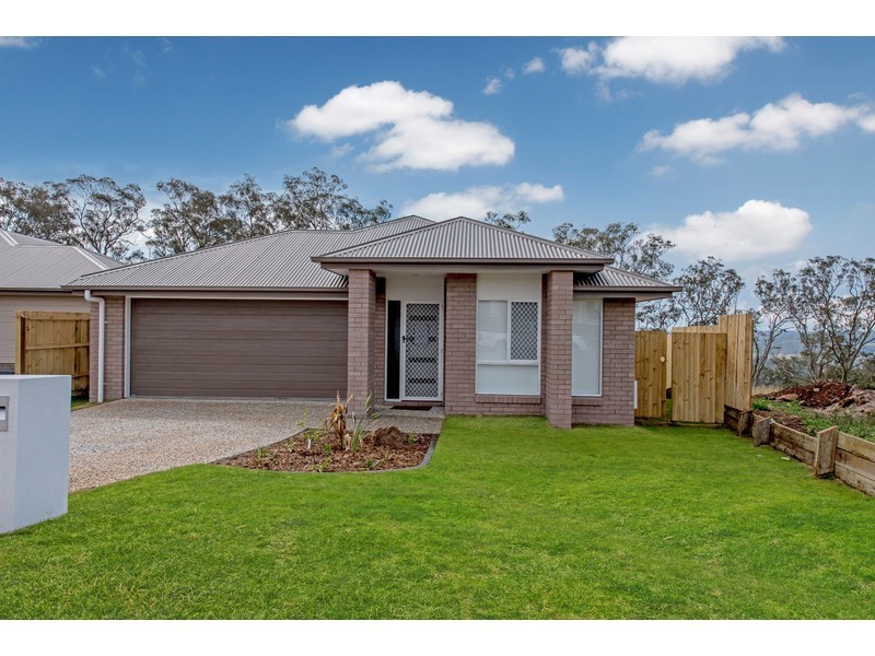27 Sanctuary Drive, Cranley QLD 4350
