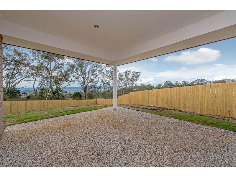 27 Sanctuary Drive, Cranley QLD 4350