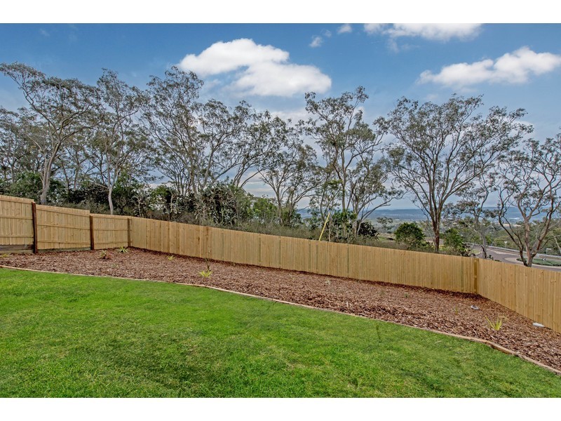 27 Sanctuary Drive, Cranley QLD 4350