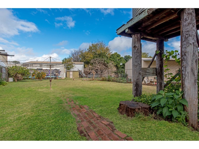 148 Jellicoe Street, North Toowoomba QLD 4350