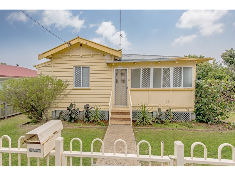 1 Mcdonnell Street, South Toowoomba QLD 4350