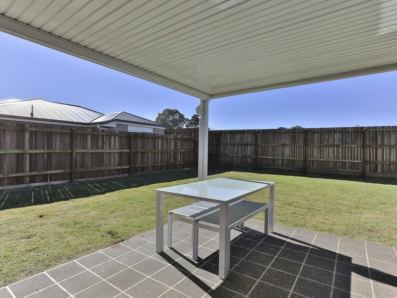 10 Tempest Drive, Glenvale QLD 4350