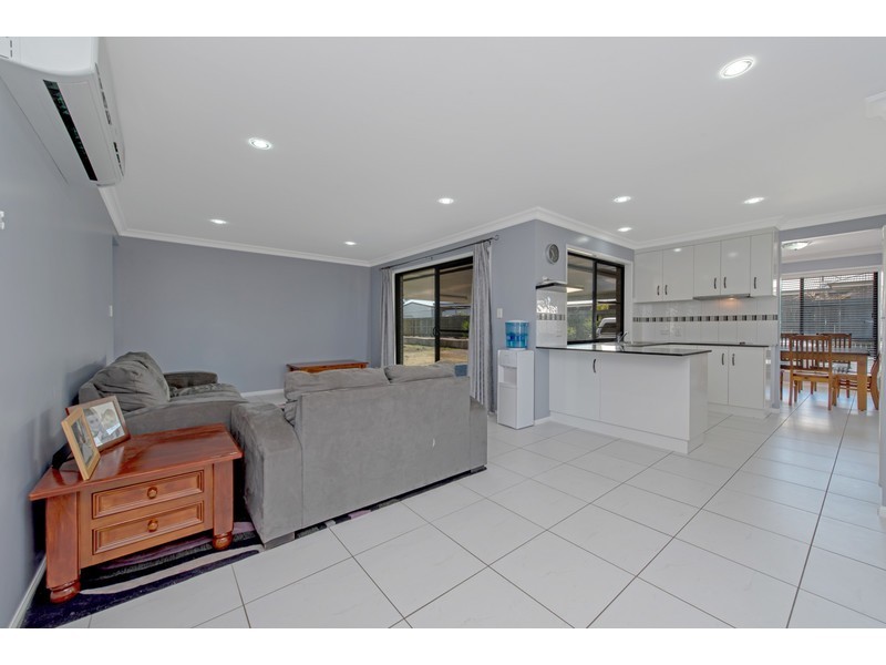 20 Sommariva Street, Westbrook QLD 4350