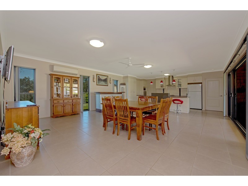 54 Holly Avenue, Cawdor QLD 4352