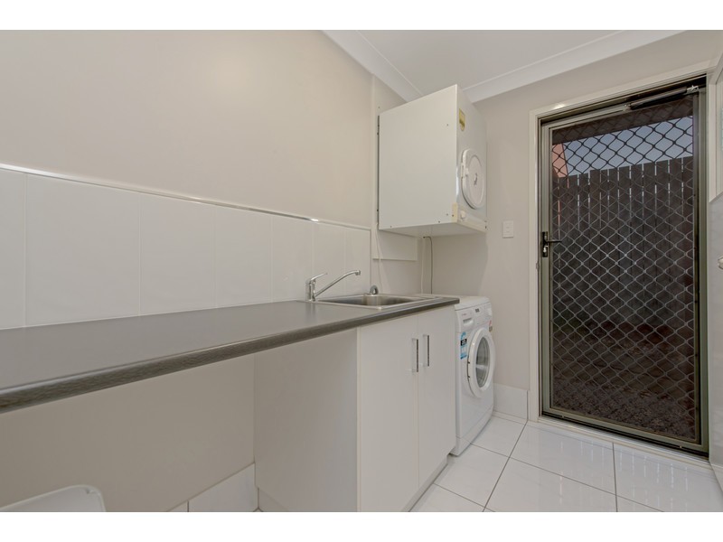 14 Plover Court, Highfields QLD 4352