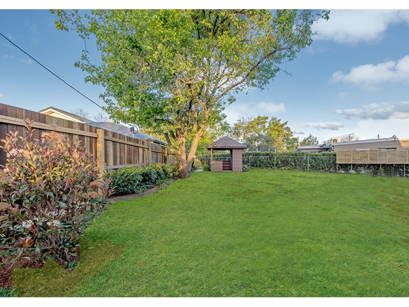 24 Tourist Road, East Toowoomba QLD 4350