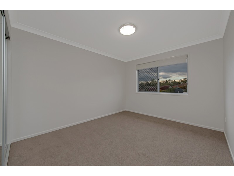 2/1 Sander Street, Rangeville QLD 4350