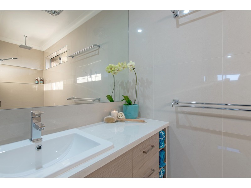 60 Trevean Drive, Kleinton QLD 4352