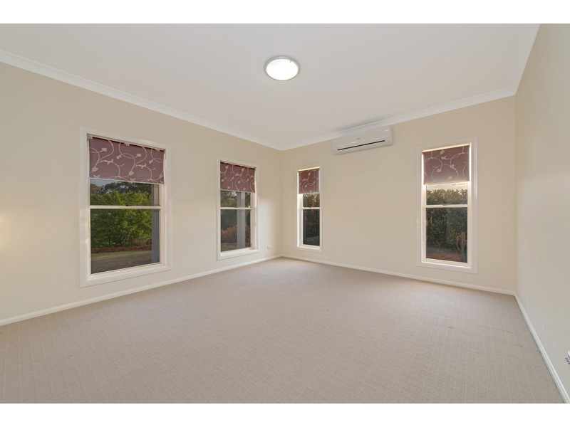 4 Preece Drive, Highfields QLD 4352
