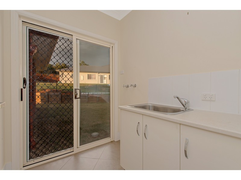 4 Preece Drive, Highfields QLD 4352