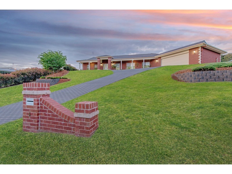 4 Preece Drive, Highfields QLD 4352