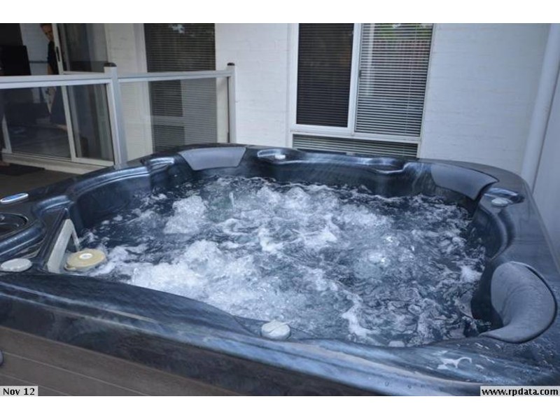 7 Page Street, Kearneys Spring QLD 4350