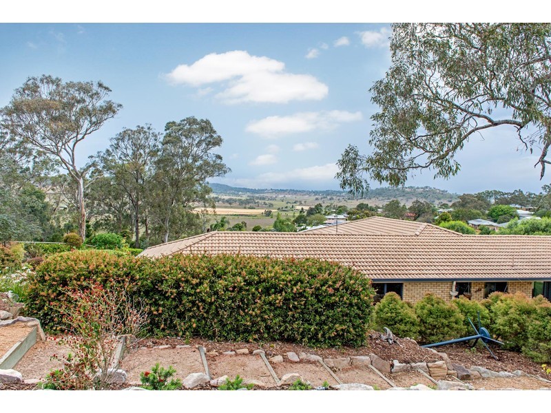 4 Yuelby Close, Gowrie Junction QLD 4352