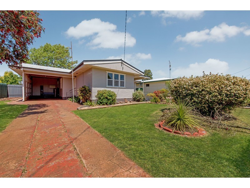 20 Tomkinson Street, Wilsonton QLD 4350