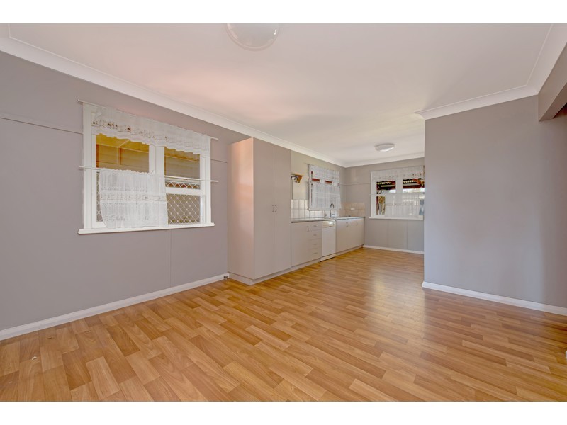 20 Tomkinson Street, Wilsonton QLD 4350