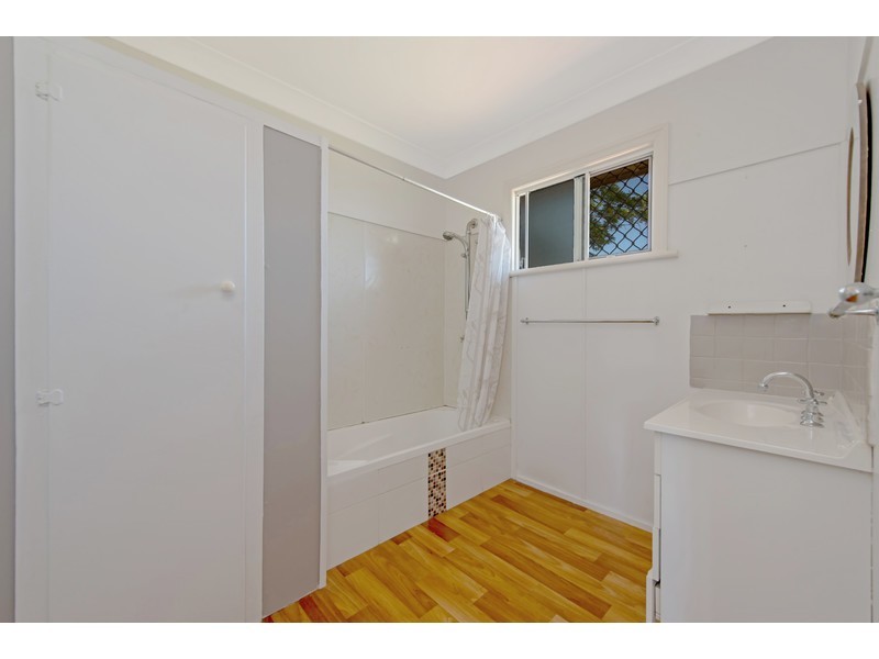 20 Tomkinson Street, Wilsonton QLD 4350