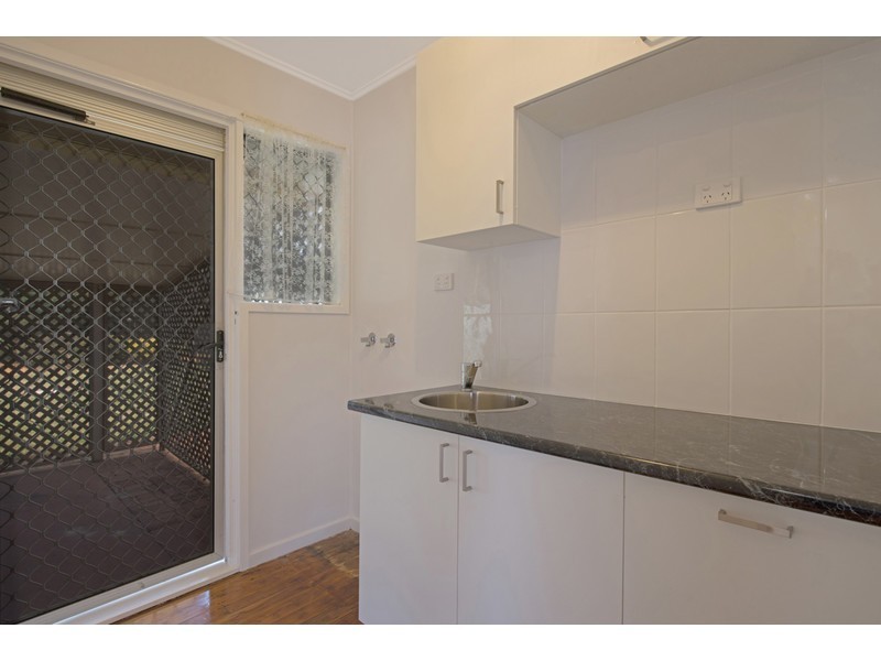 2 Shennan Street, Harristown QLD 4350