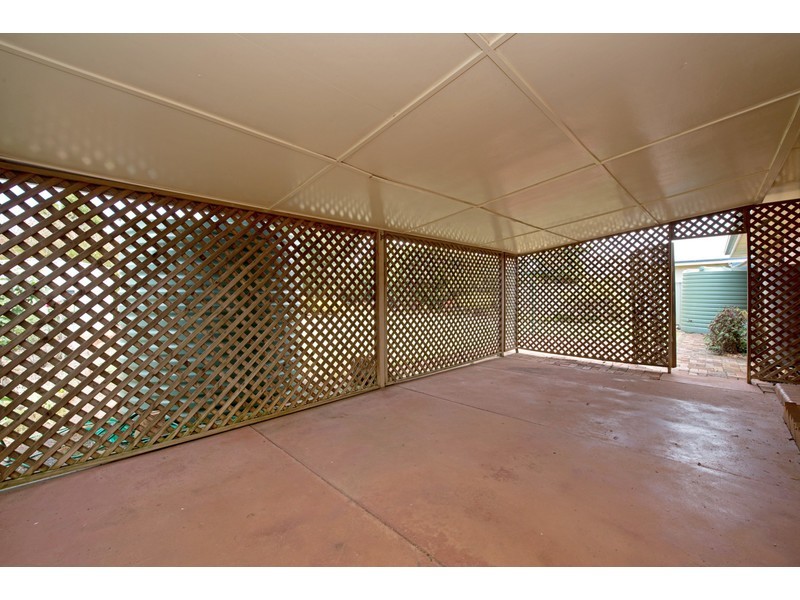 2 Shennan Street, Harristown QLD 4350