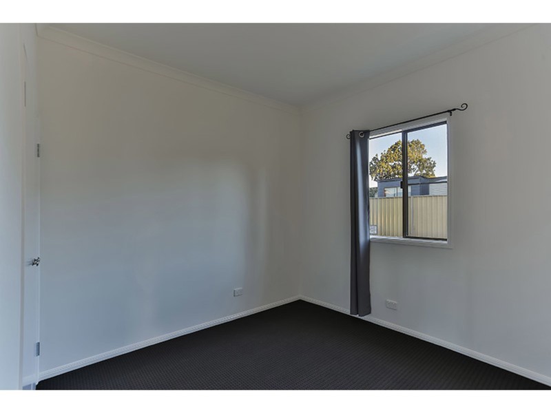 66 Gordon Avenue, Newtown QLD 4350