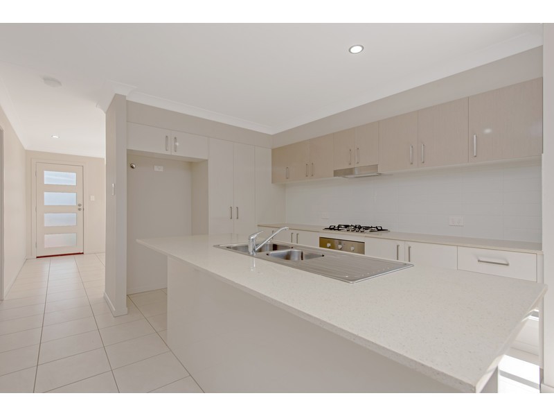 50 Sanctuary Drive, Cranley QLD 4350