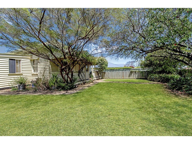 64A Holberton Street, Rockville QLD 4350