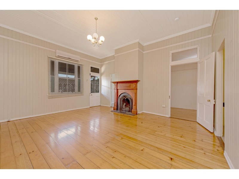 33 Grenier Street, Toowoomba City QLD 4350