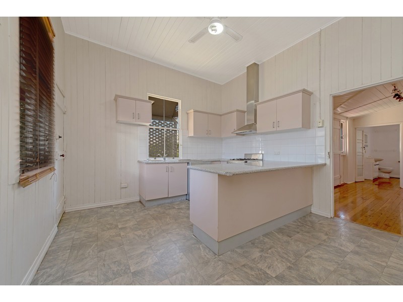 33 Grenier Street, Toowoomba City QLD 4350