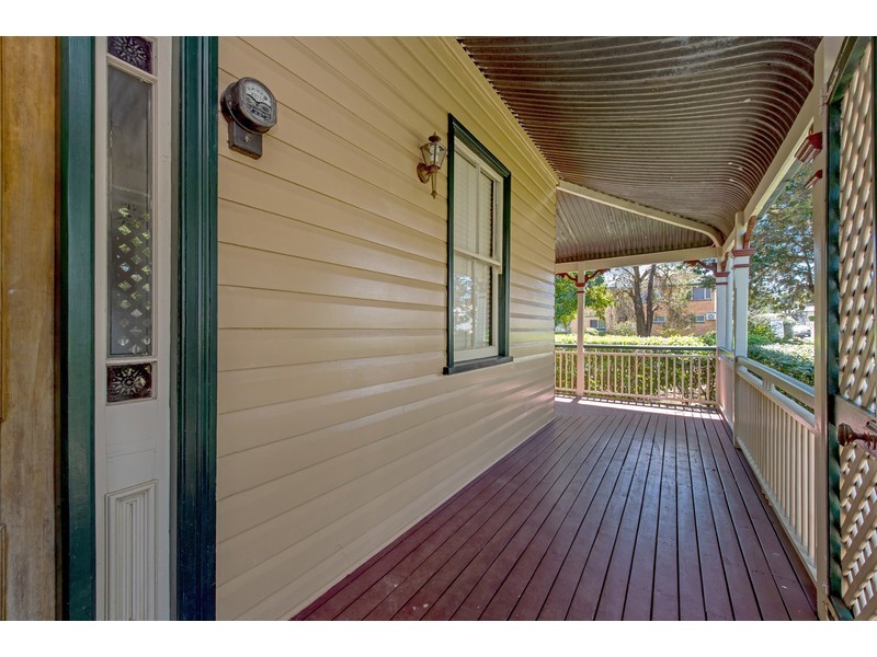 33 Grenier Street, Toowoomba City QLD 4350