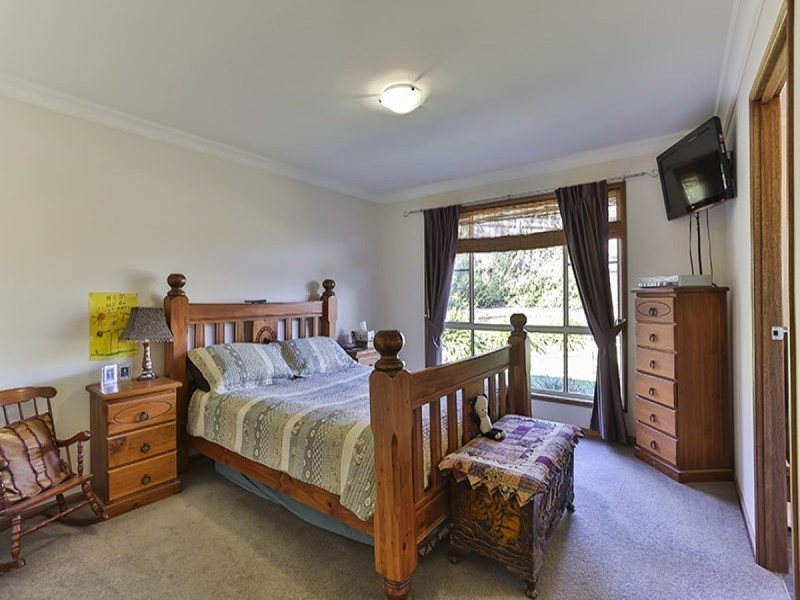 14 Trevean Drive, Kleinton QLD 4352