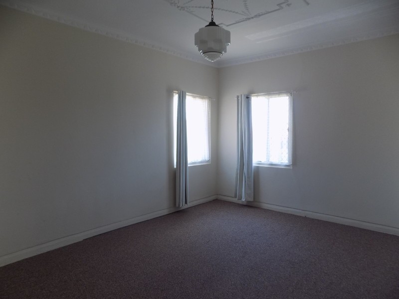 12 Eton Street, East Toowoomba QLD 4350