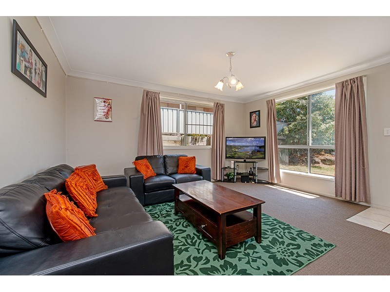 1 & 2/16 Horrocks Crescent, Kearneys Spring QLD 4350