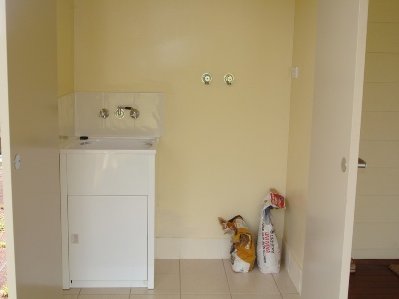 5 McCarthy Street, Newtown QLD 4350