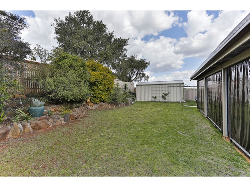 636 Greenwattle Street, Newtown QLD 4350