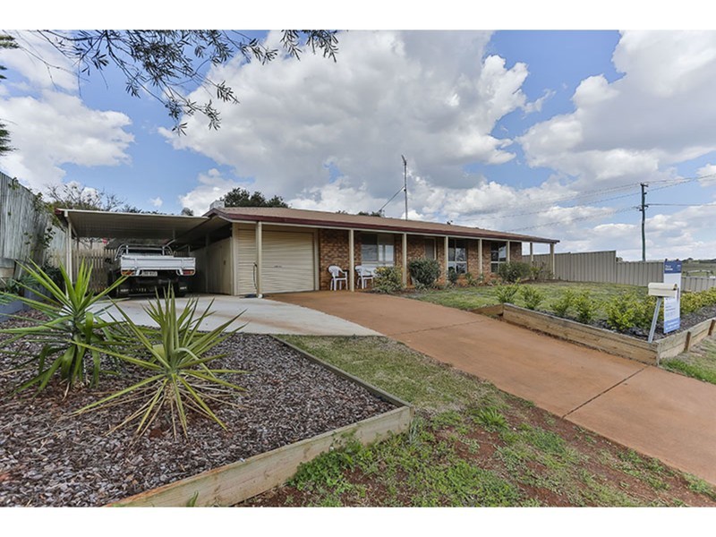 636 Greenwattle Street, Newtown QLD 4350