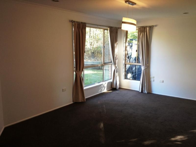 42 Hoepper Street, Kearneys Spring QLD 4350