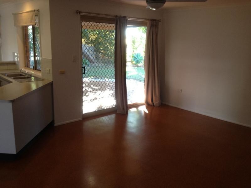 42 Hoepper Street, Kearneys Spring QLD 4350