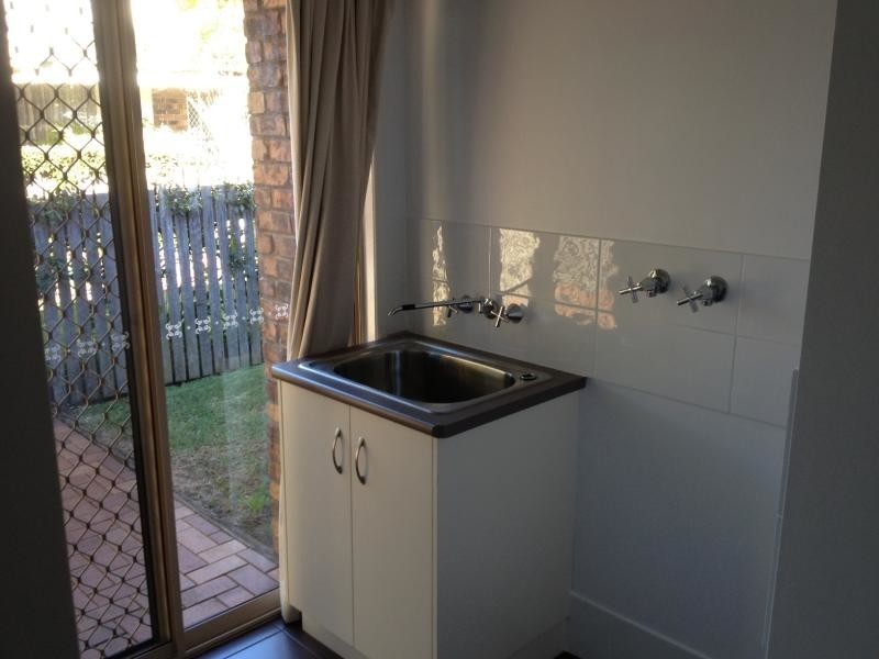 42 Hoepper Street, Kearneys Spring QLD 4350