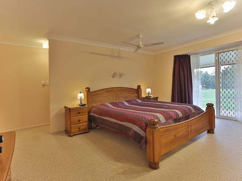 15 Bunya View Drive, Highfields QLD 4352