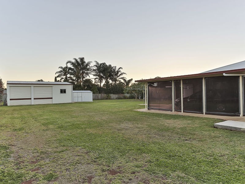 15 Bunya View Drive, Highfields QLD 4352