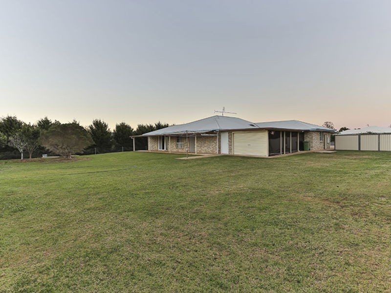 15 Bunya View Drive, Highfields QLD 4352