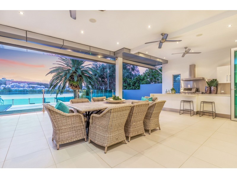 26 LEURA Terrace, Hawthorne QLD 4171