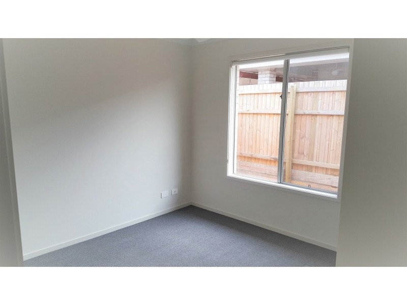 48 John Carroll Way, Redbank Plains QLD 4301