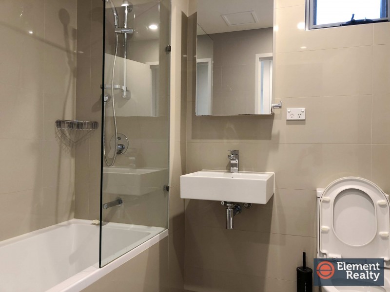 C205/2 Rowe Drive, Potts Hill NSW 2143