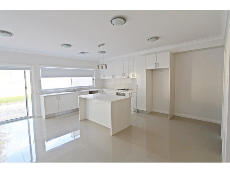 26 Woodward Street, Ermington NSW 2115