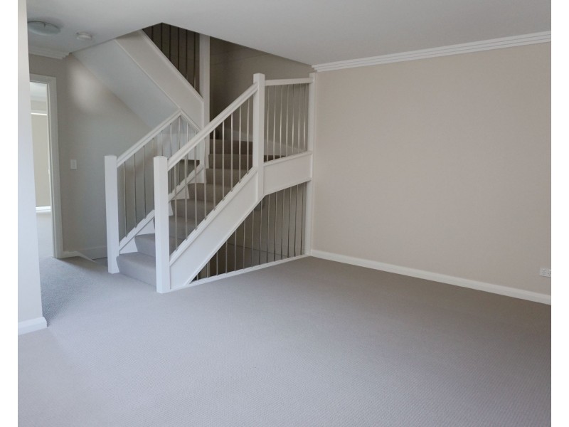 29 Purvis Avenue, Potts Hill NSW 2143